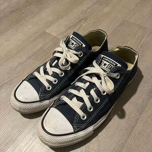Converse Classic Navy Sneakers